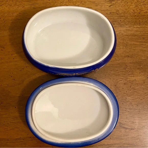 Porcelain Antique Limoges Trinket Box Oval cobalt, courting couple - Picture 5 of 6